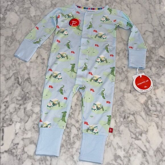 NWT Magnetic Me Golf Alligator Print Modal Coverall - Picture 1 of 7